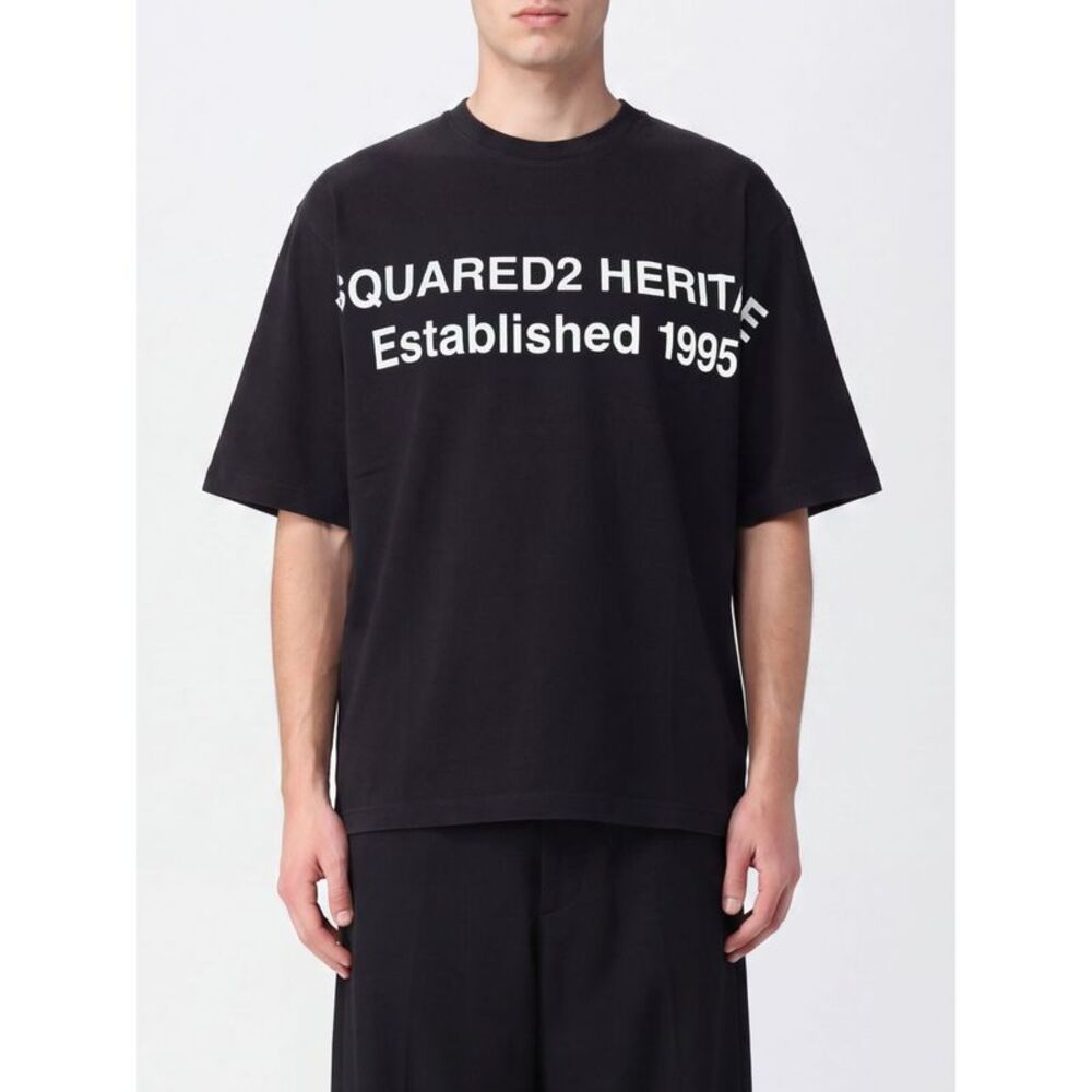 Dsquared2 Men Relaxed Fit Cotton Logo T-Shirt Dsquared2 With Dropped Shoulders